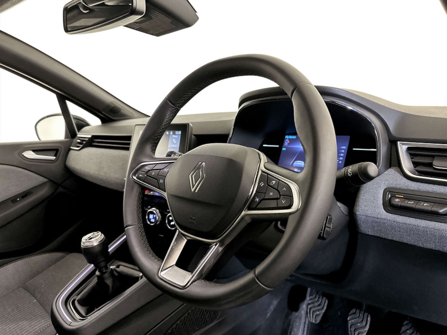 Used Renault Clio 2024 for sale - 77185656: Photo 15