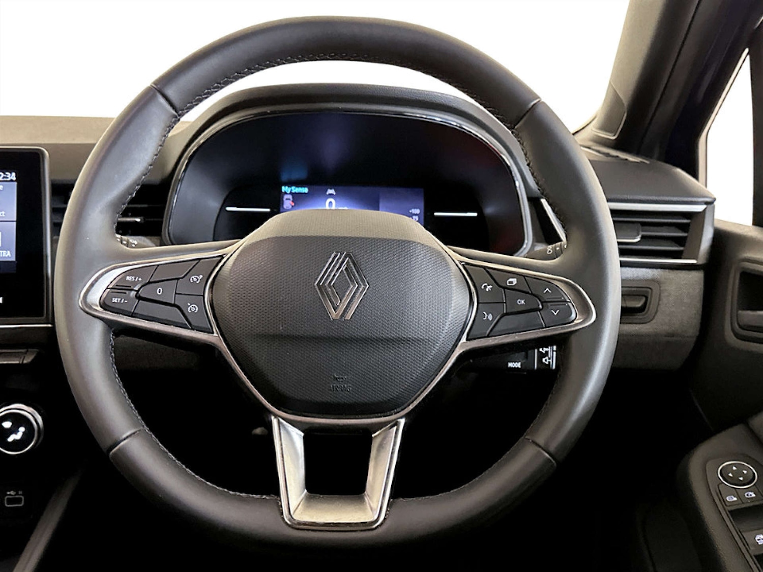 Used Renault Clio 2024 for sale - 77185656: Photo 16