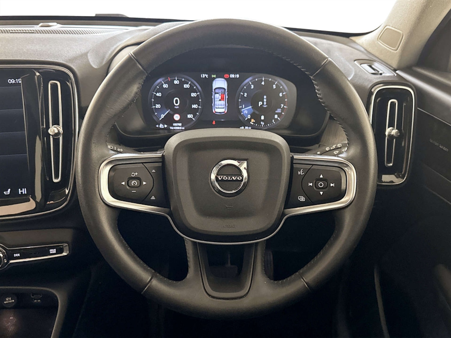 Used Volvo XC40 2020 for sale - 77967900: Photo 16