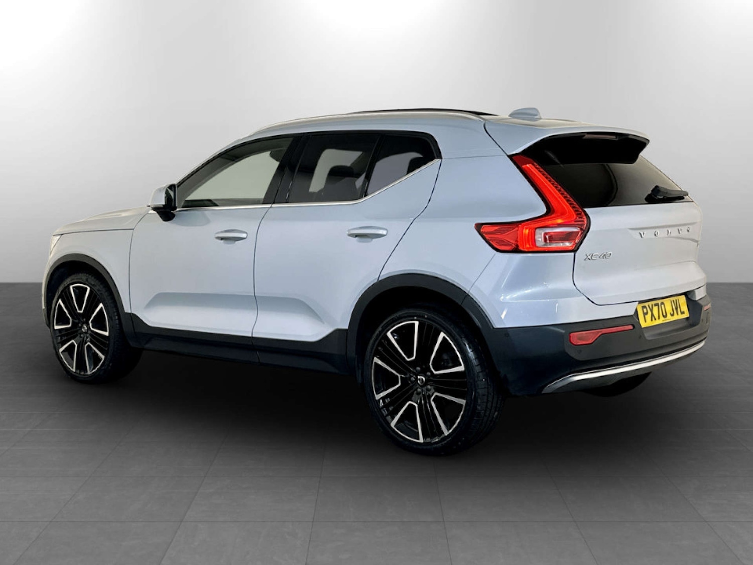 Used Volvo XC40 2020 for sale - 77967900: Photo 8