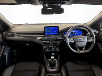 Used Ford Focus 2021 for sale - 76452772: Photo