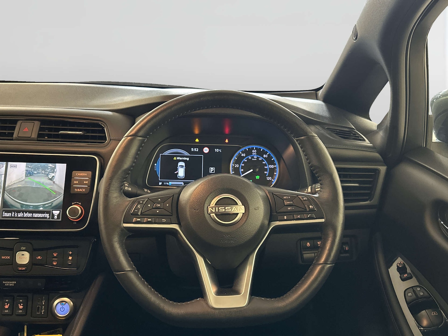 Used Nissan Leaf 2022 for sale - 78201140: Photo 16