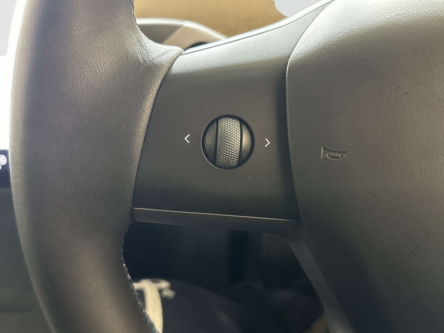 Used Tesla Model Y 2024 for sale - 77864577: Photo 18