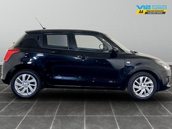 Used Suzuki Swift 2021 for sale - 75723980: Photo 11