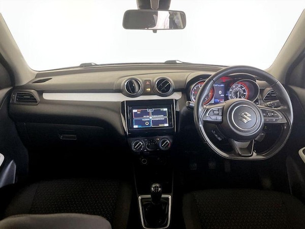 Used Suzuki Swift 2021 for sale - 75723980: Photo 3