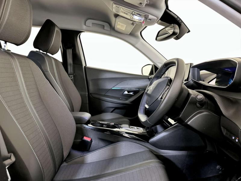Used Peugeot E-2008 2022 for sale - 76882738: Photo 13