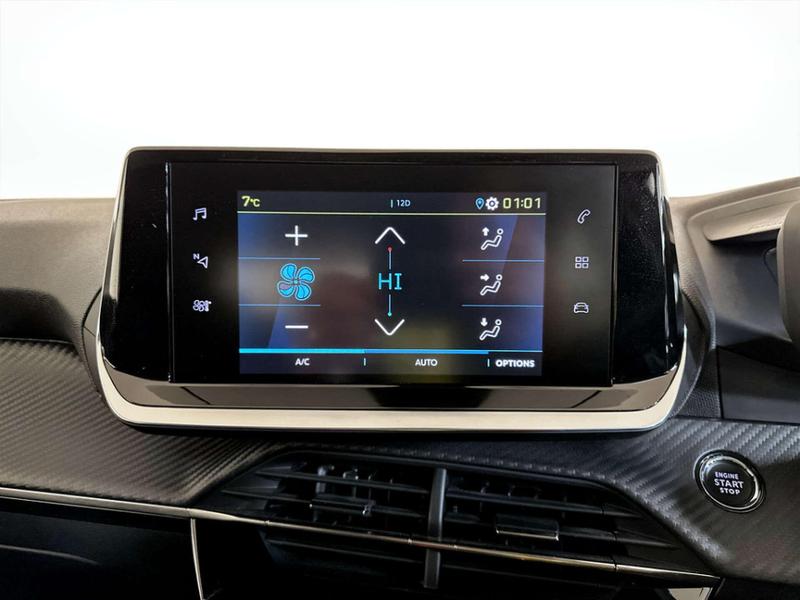 Used Peugeot E-2008 2022 for sale - 76882738: Photo 22