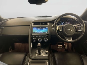 Used Jaguar E-Pace 2019 for sale - 78027773: Photo