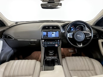 Used Jaguar F-Pace 2018 for sale - 75497546: Photo