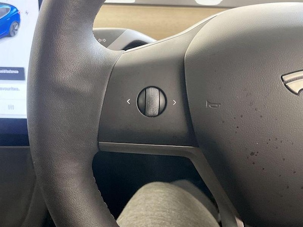 Used Tesla Model 3 2021 for sale - 76312567: Photo 18