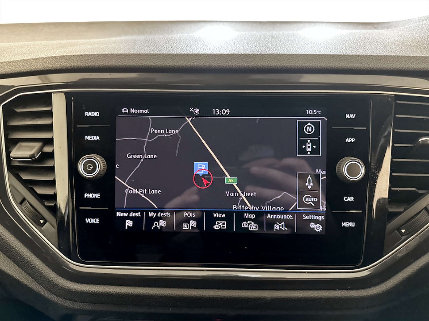 Used Volkswagen T-Roc 2018 for sale - 77766898: Photo 24