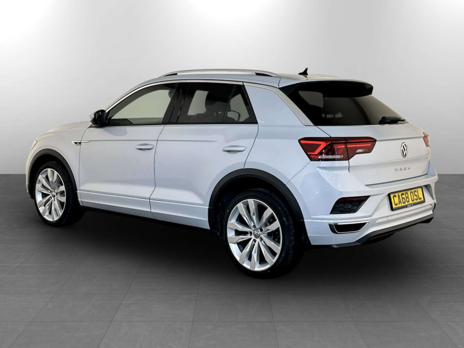 Used Volkswagen T-Roc 2018 for sale - 77766898: Photo 8