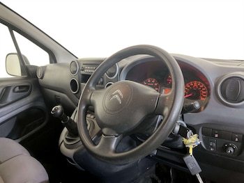 Used Citroen Berlingo 2016 for sale - 77185713: Photo