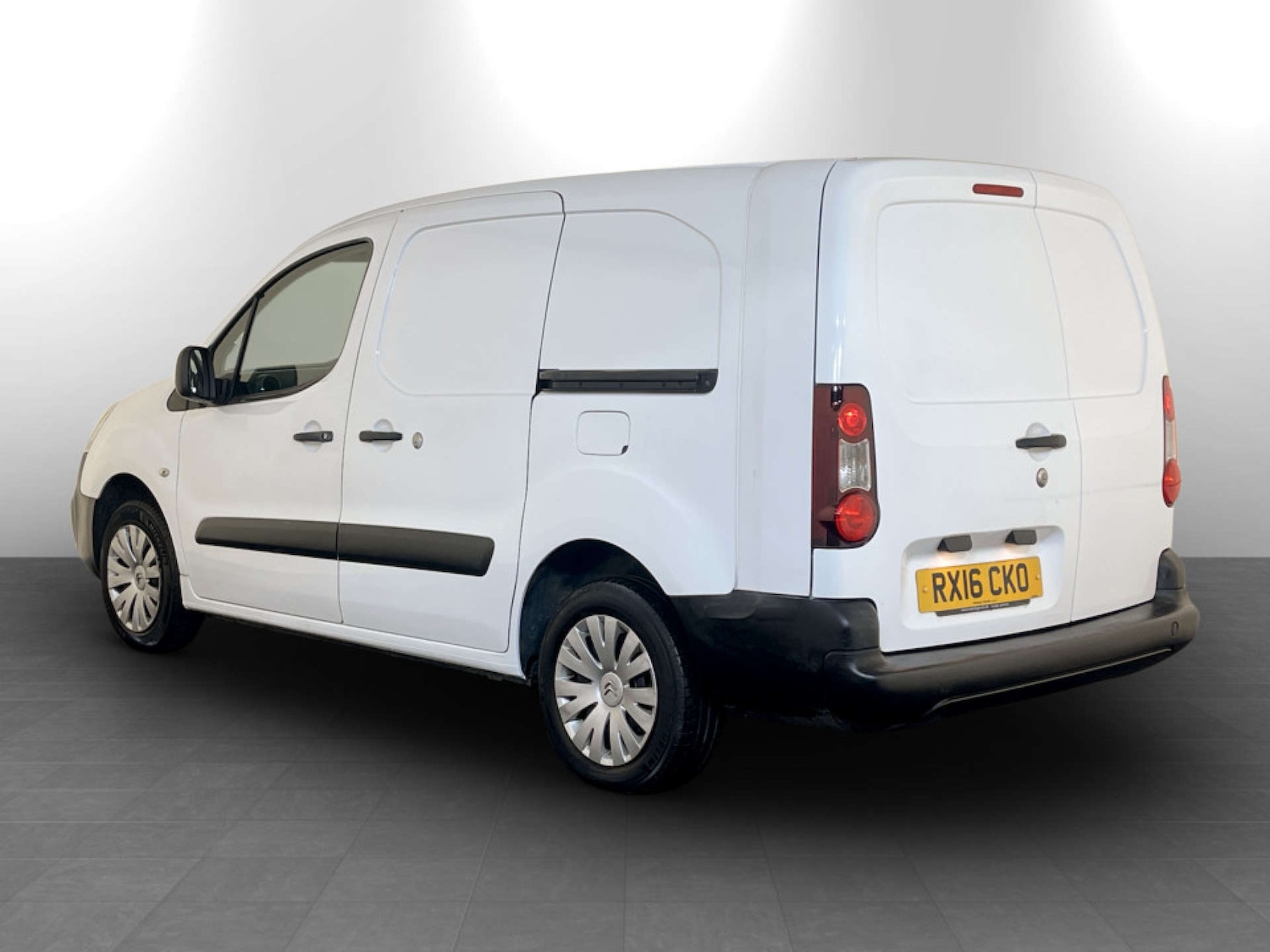 Used Citroen Berlingo 2016 for sale - 77185713: Photo 8