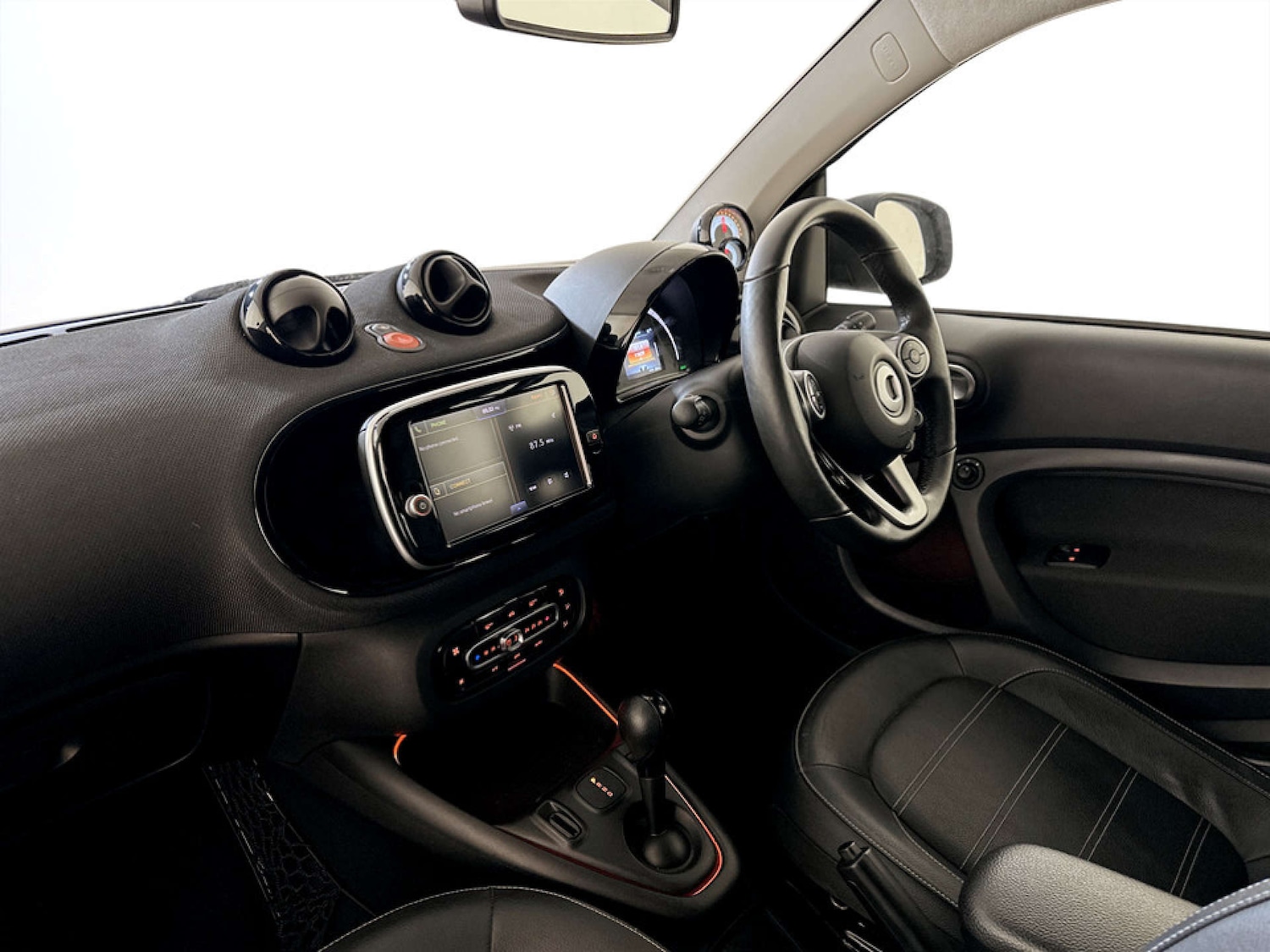 Used smart fortwo 2021 for sale - 77717772: Photo 3