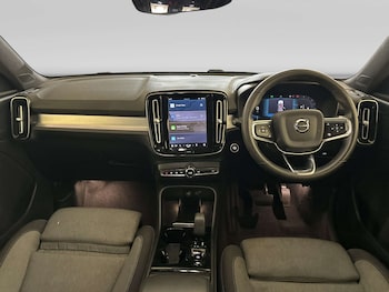 Used Volvo XC40 2023 for sale - 79334869: Photo