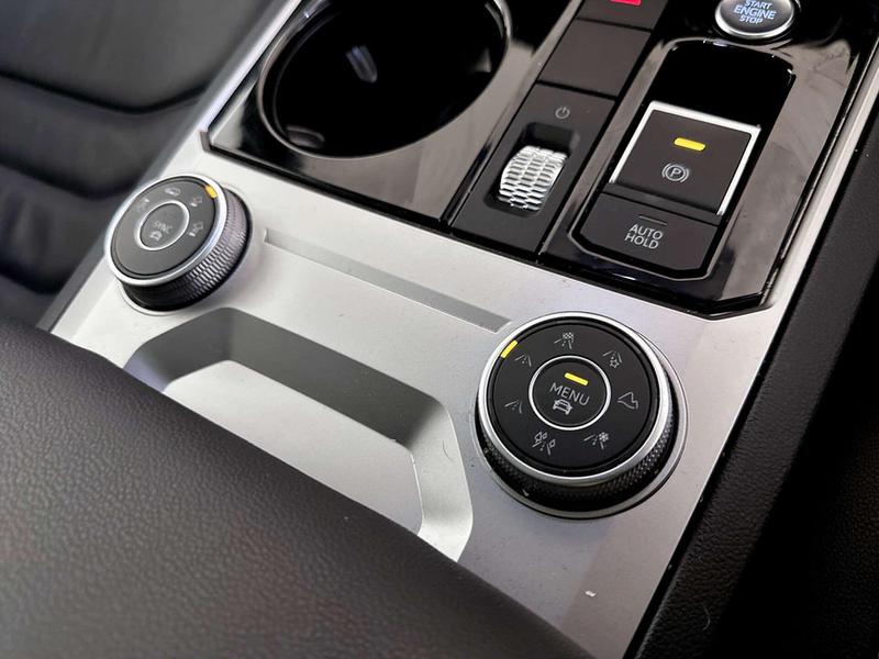 Used Volkswagen Touareg 2020 for sale - 77088148: Photo 28