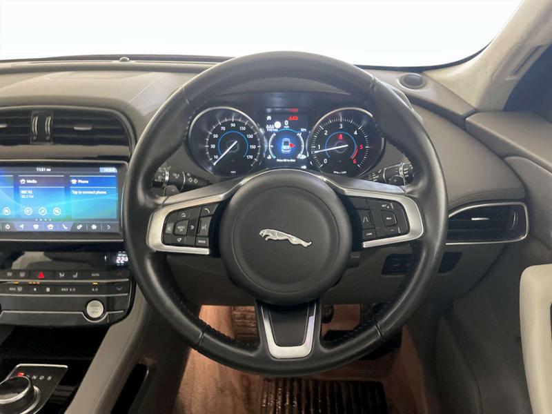 Used Jaguar F-Pace 2020 for sale - 76882729: Photo 17