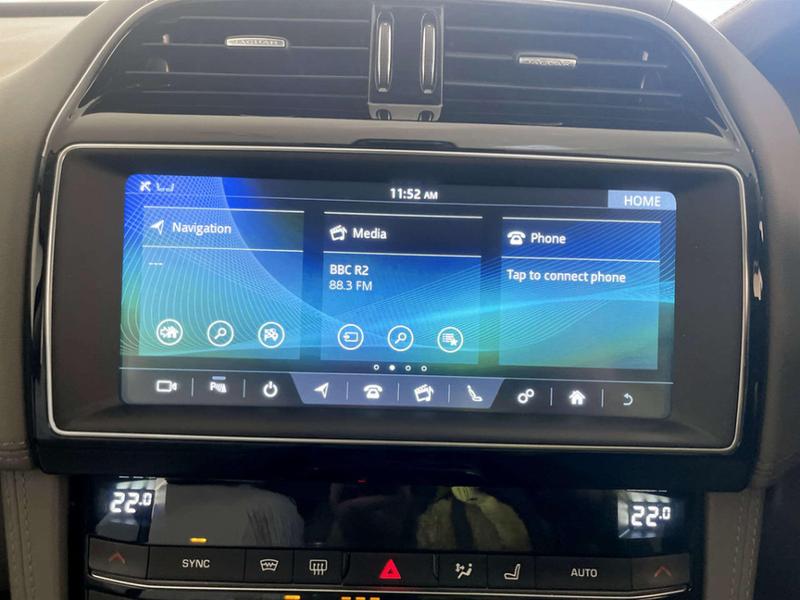 Used Jaguar F-Pace 2020 for sale - 76882729: Photo 23