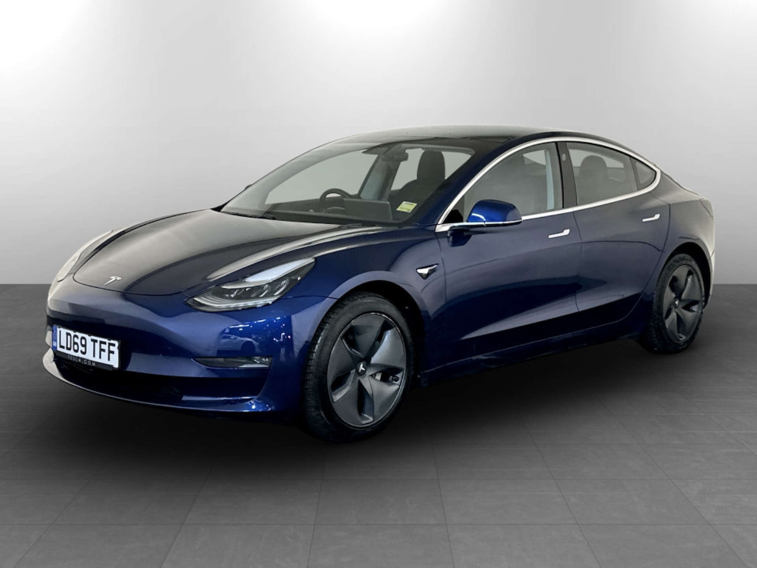 Used Tesla Model 3 2019 for sale - 77283202: Photo 6