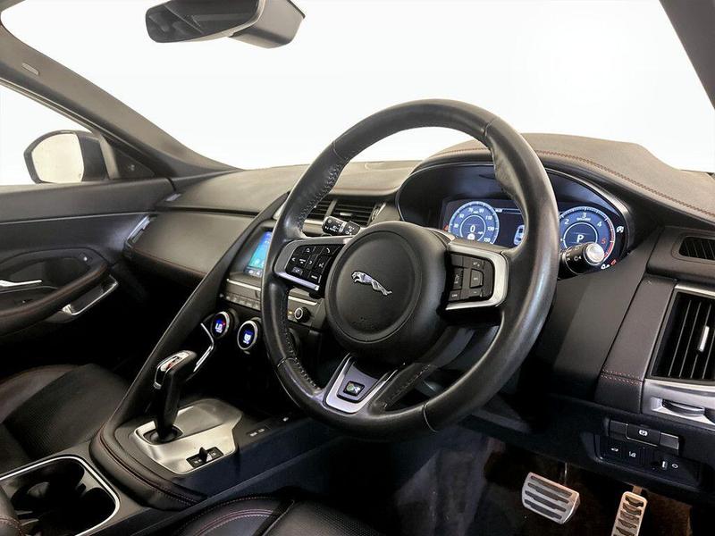 Used Jaguar E-Pace 2020 for sale - 76391352: Photo 15