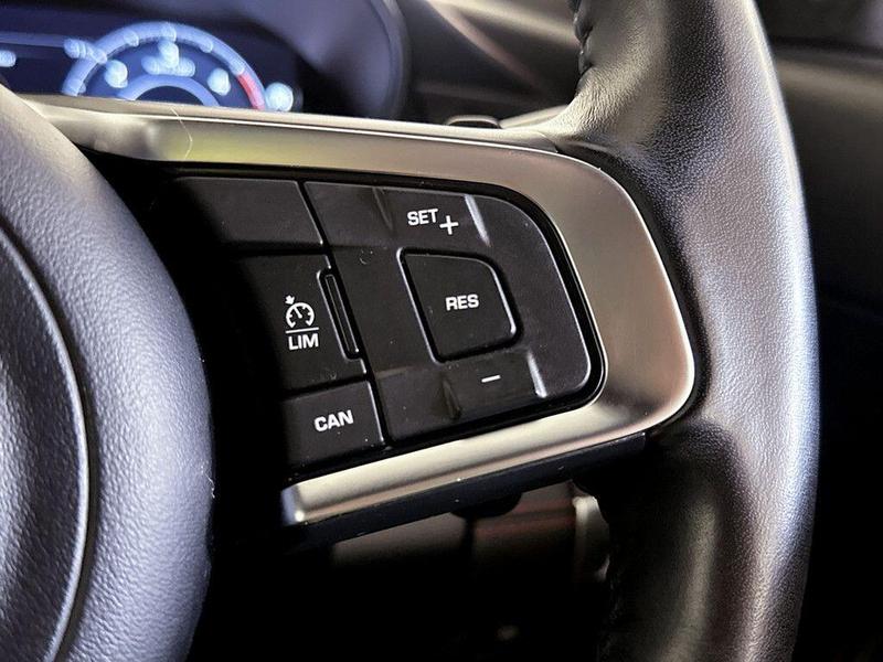 Used Jaguar E-Pace 2020 for sale - 76391352: Photo 19