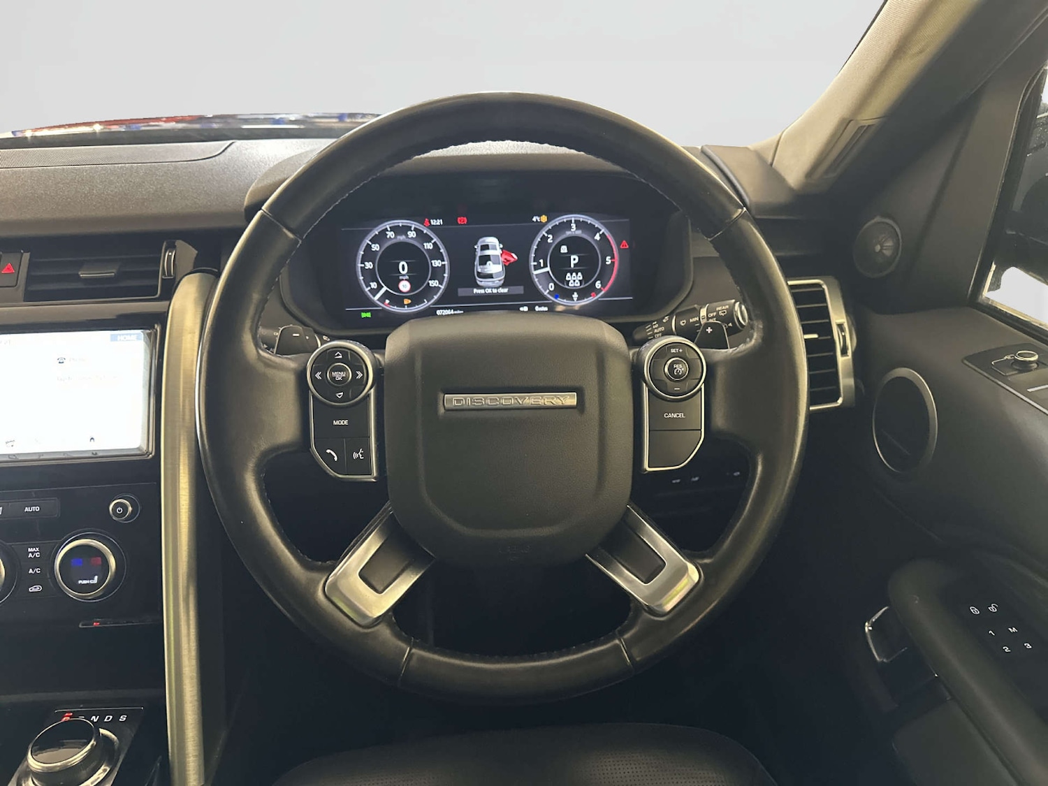 Used Land Rover Discovery 2018 for sale - 78201134: Photo 18