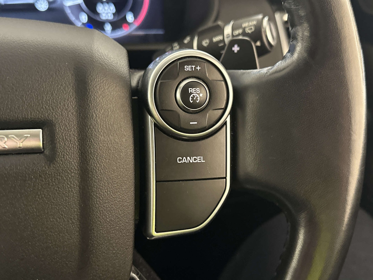 Used Land Rover Discovery 2018 for sale - 78201134: Photo 21