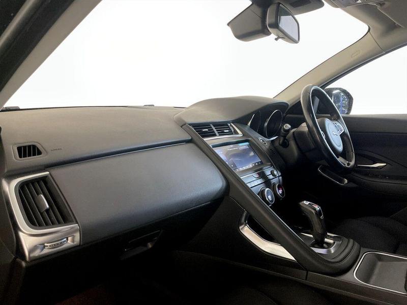 Used Jaguar E-Pace 2018 for sale - 76355609: Photo 12