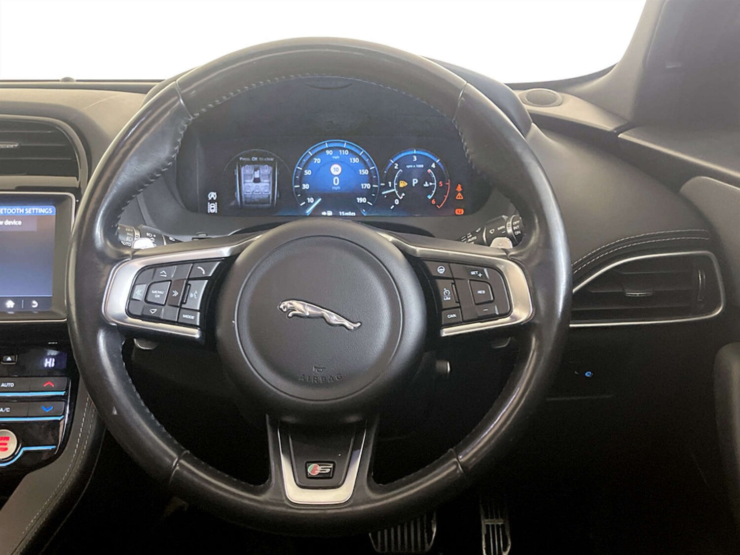 Used Jaguar F-Pace 2018 for sale - 77569664: Photo 15