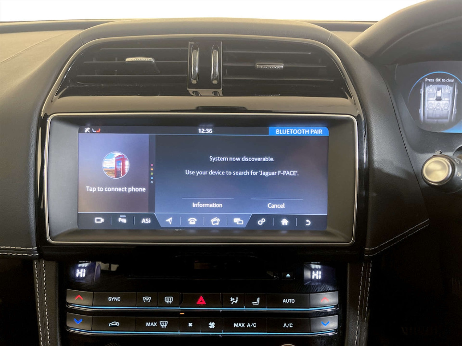 Used Jaguar F-Pace 2018 for sale - 77569664: Photo 22