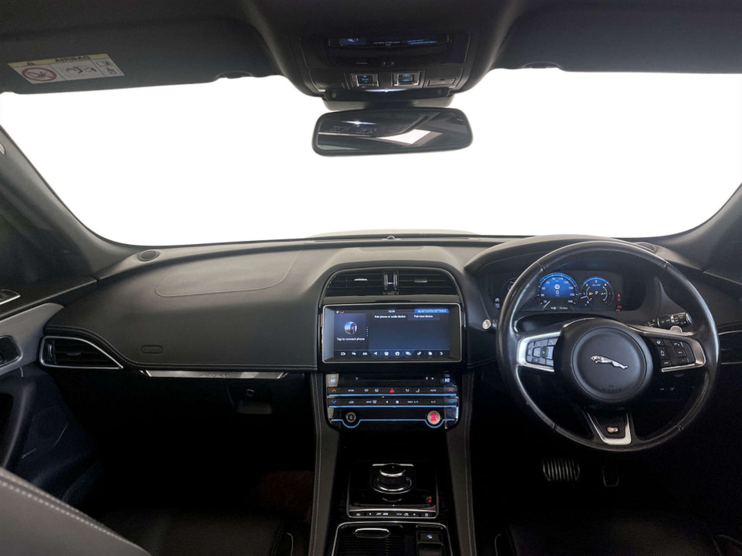 Used Jaguar F-Pace 2018 for sale - 77569664: Photo 3