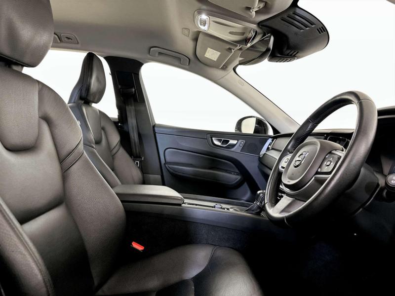 Used Volvo XC60 2018 for sale - 76960969: Photo 13
