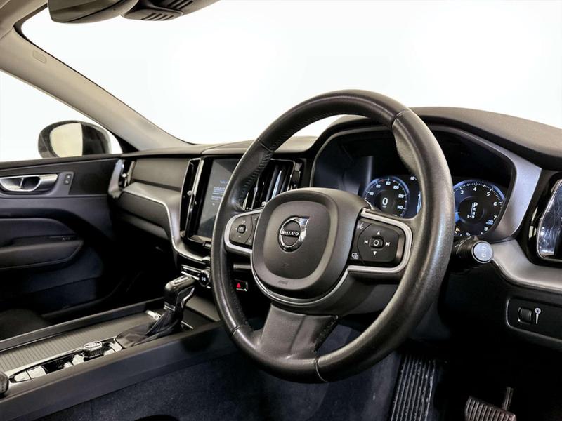 Used Volvo XC60 2018 for sale - 76960969: Photo 16