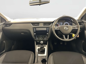 Used Skoda Octavia 2019 for sale - 78313408: Photo