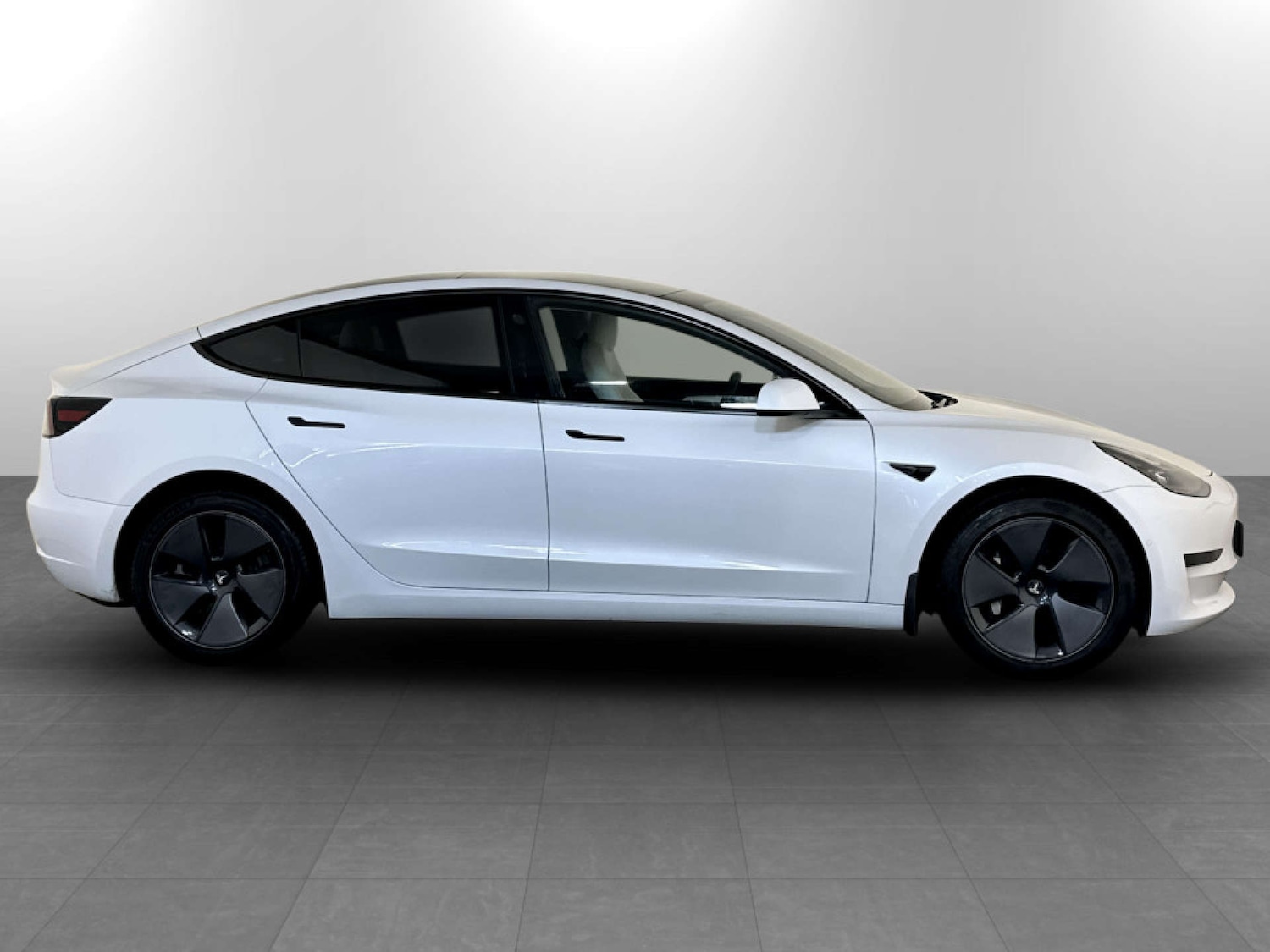 Used Tesla Model 3 2021 for sale - 77701550: Photo 10