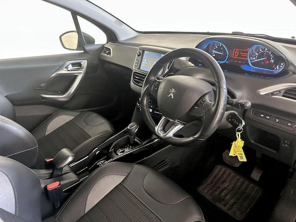 Used Peugeot 2008 2019 for sale - 76312559: Photo 15