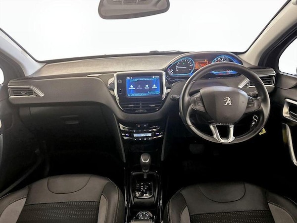 Used Peugeot 2008 2019 for sale - 76312559: Photo 3