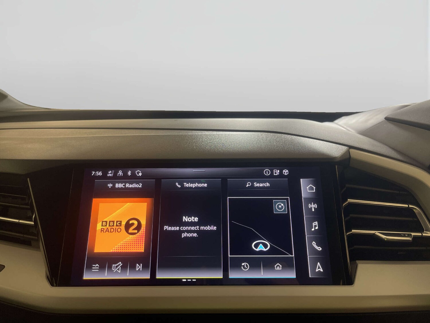 Used Audi Q4 e-tron 2023 for sale - 77930579: Photo 23