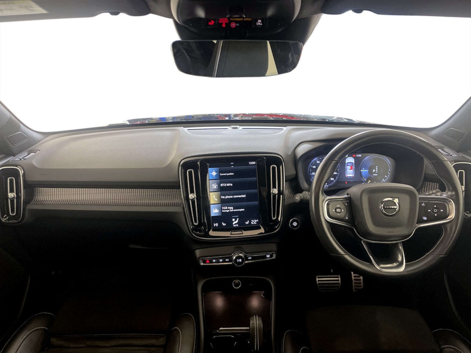 Used Volvo XC40 2021 for sale - 77802020: Photo 3