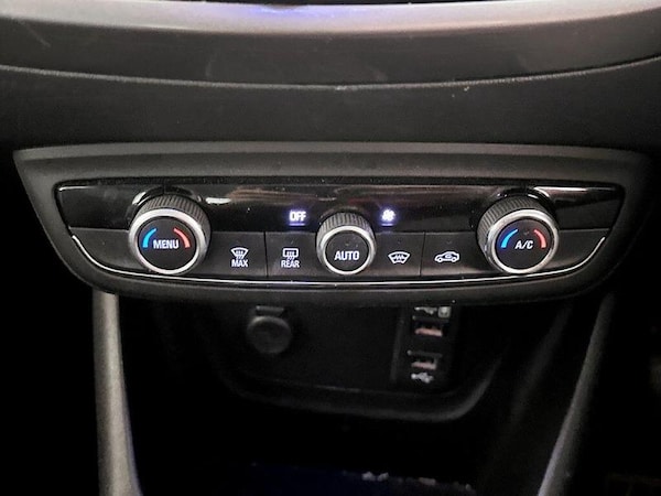 Used Vauxhall Crossland X 2019 for sale - 76231028: Photo 24