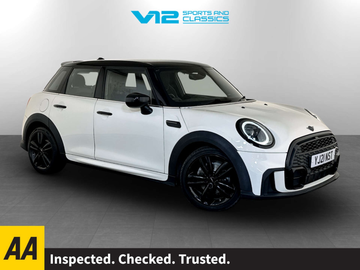 Used MINI Hatch 2021 for sale - 77675403: Photo 1
