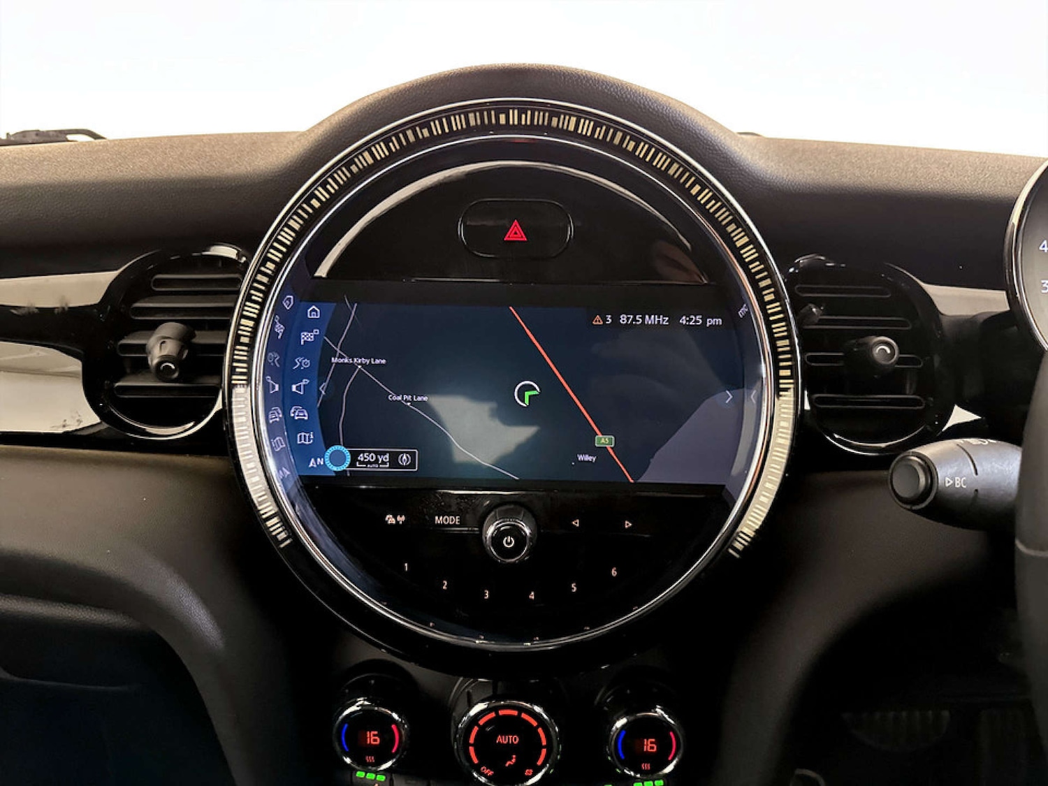 Used MINI Hatch 2021 for sale - 77675403: Photo 21