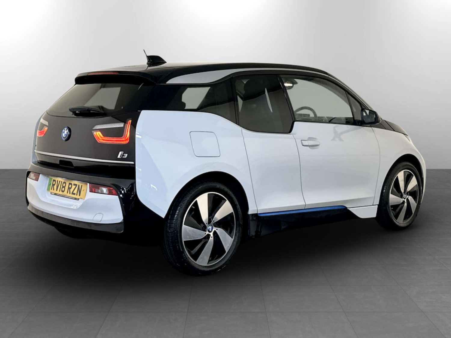 Used BMW i3 2018 for sale - 77422854: Photo 9