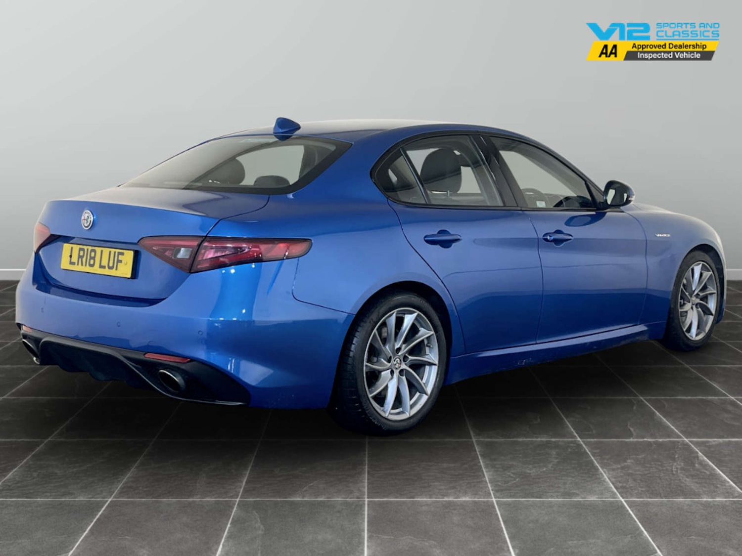 Used Alfa Romeo Giulia 2018 for sale - 77185692: Photo 10
