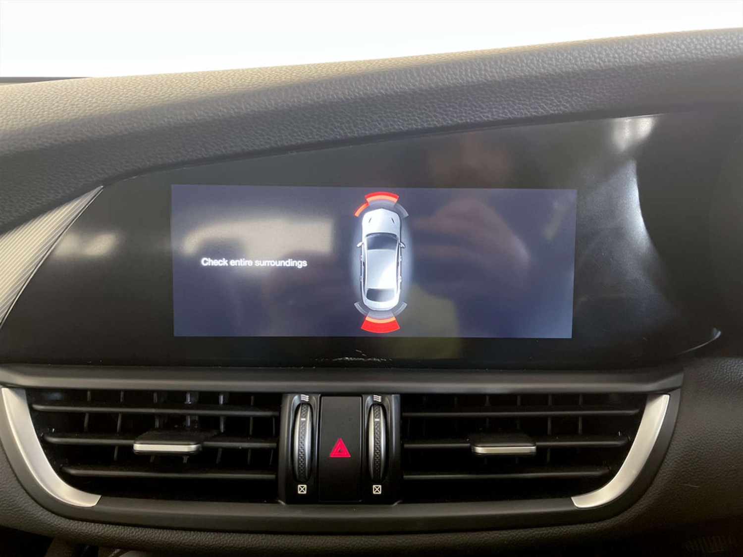 Used Alfa Romeo Giulia 2018 for sale - 77185692: Photo 26