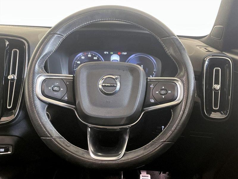 Used Volvo XC40 2020 for sale - 76461369: Photo 17