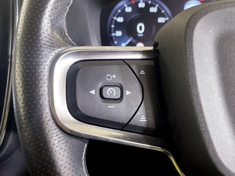 Used Volvo XC40 2020 for sale - 76461369: Photo 18