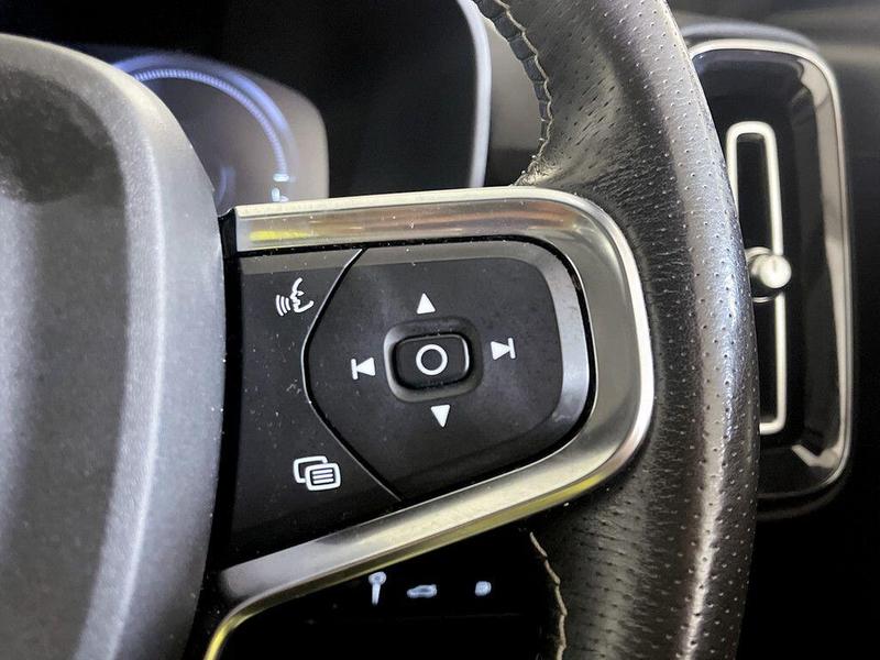 Used Volvo XC40 2020 for sale - 76461369: Photo 20