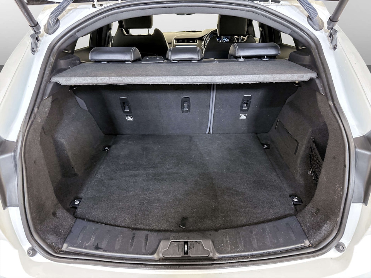 Used Jaguar E-Pace 2018 for sale - 77224792: Photo 15